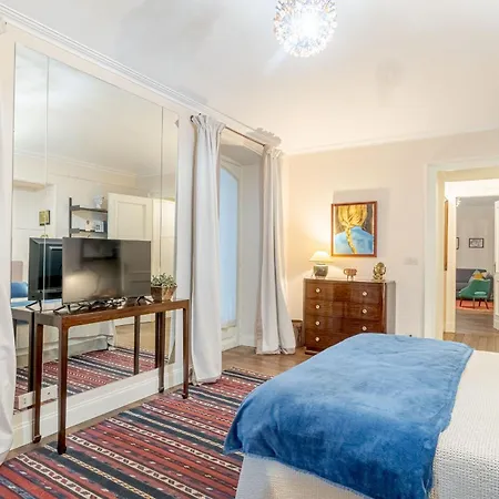 Corso Vittorio & Roomy Flat *