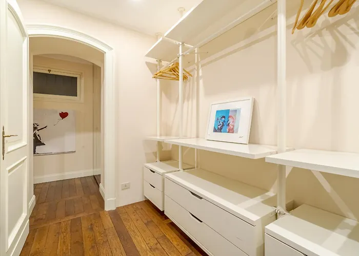 Corso Vittorio & Roomy Flat