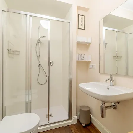 Corso Vittorio & Roomy Flat *