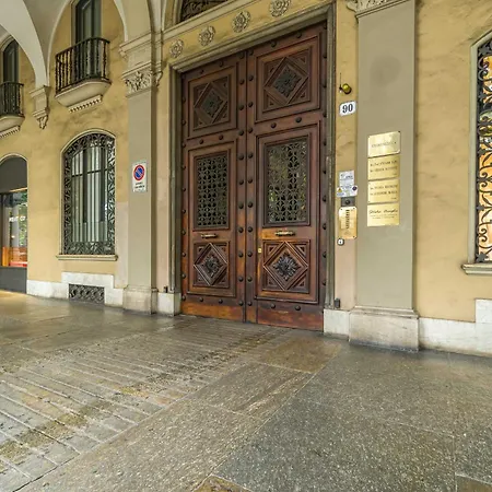 Appartamento Corso Vittorio & Roomy Flat *