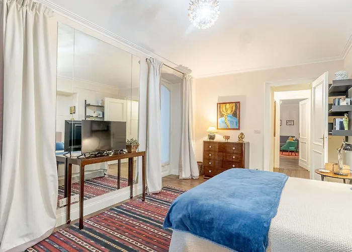 Corso Vittorio & Roomy Flat *