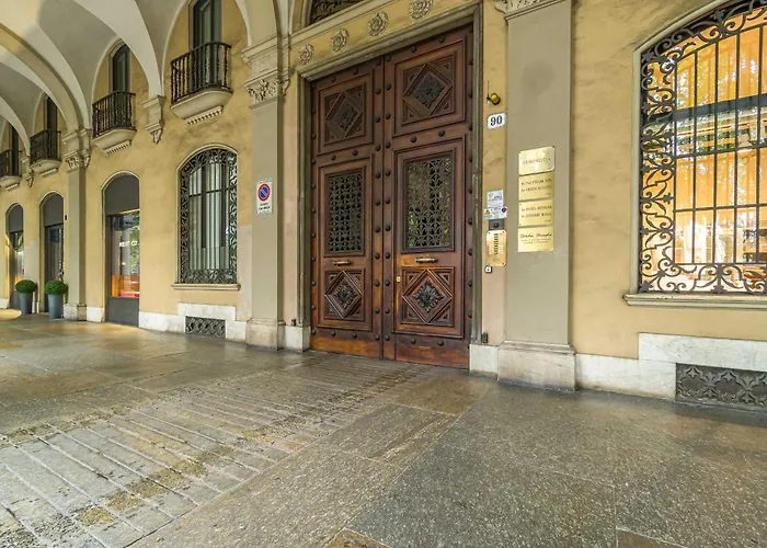 Апартаменты Corso Vittorio & Roomy Flat *